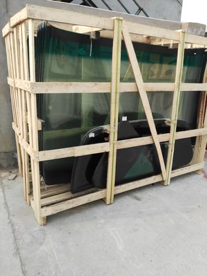 High Standard Bus Front Glass Visible Light Transmission 80 - 85% Long Lifetime supplier