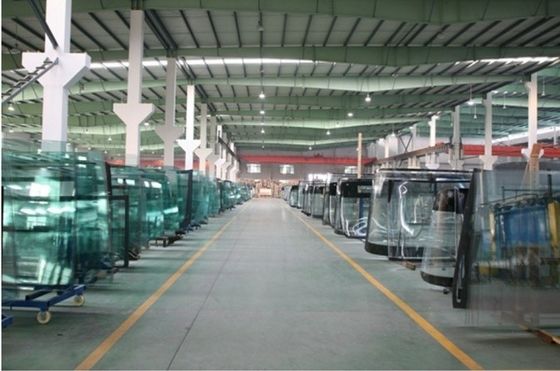 Sun Protection  Bus Windshield Glass Laminated Tempered Green Color Long Lifetime supplier